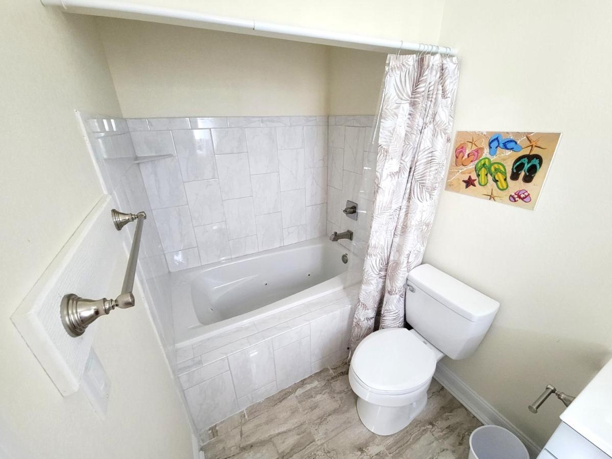 8018 Beach Rd, Semi-Oceanfront, Pool/Hot Tub Nags Head Buitenkant foto