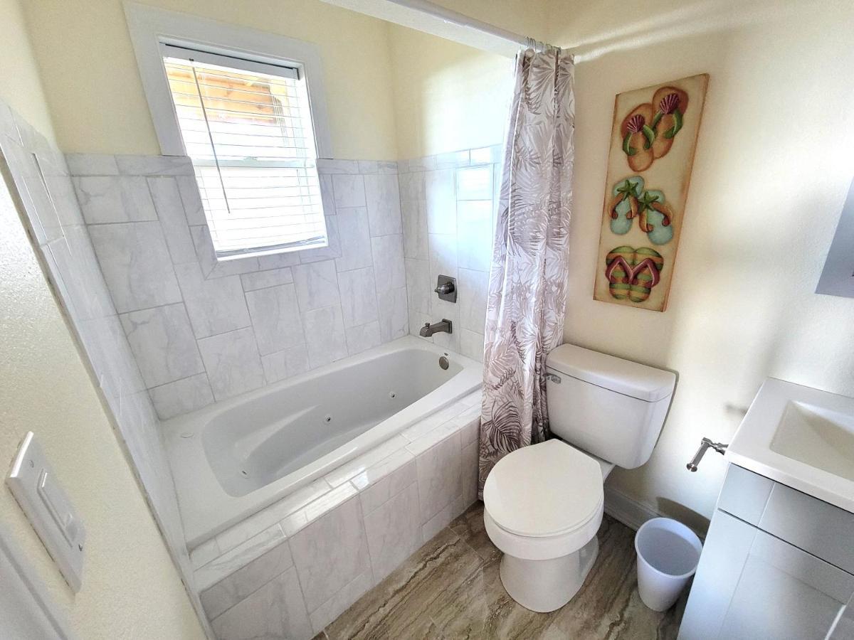 8018 Beach Rd, Semi-Oceanfront, Pool/Hot Tub Nags Head Buitenkant foto